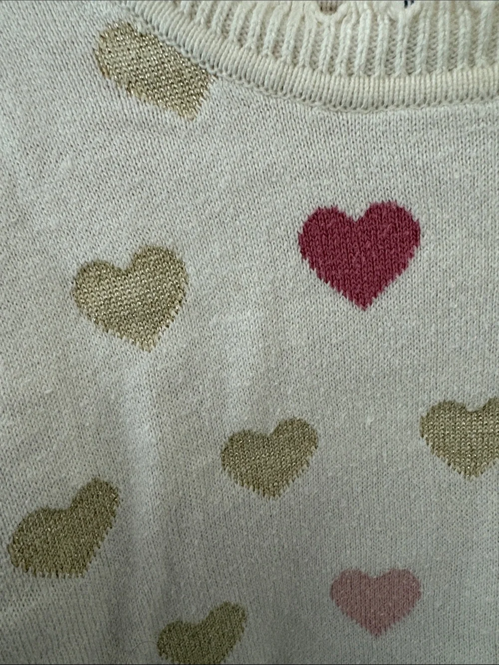 5T GAP Cream Sweater with Pink & Metallic Heart Accents